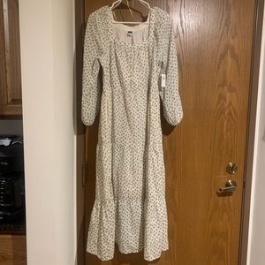 Old navy maxi dress